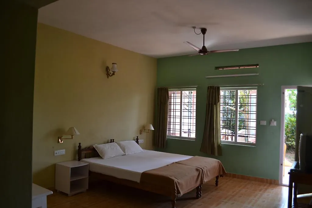 Kerala House Apartment Thekkady Homestay